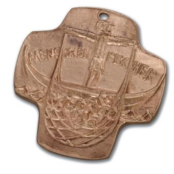 Bronzekreuz - "Jesus Menschenfischer" 